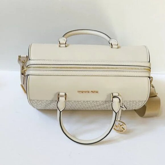 Michael Kors MK Jet Set Travel Medium Duffle Bag Satchel in Light Cream - Picture 4 of 9